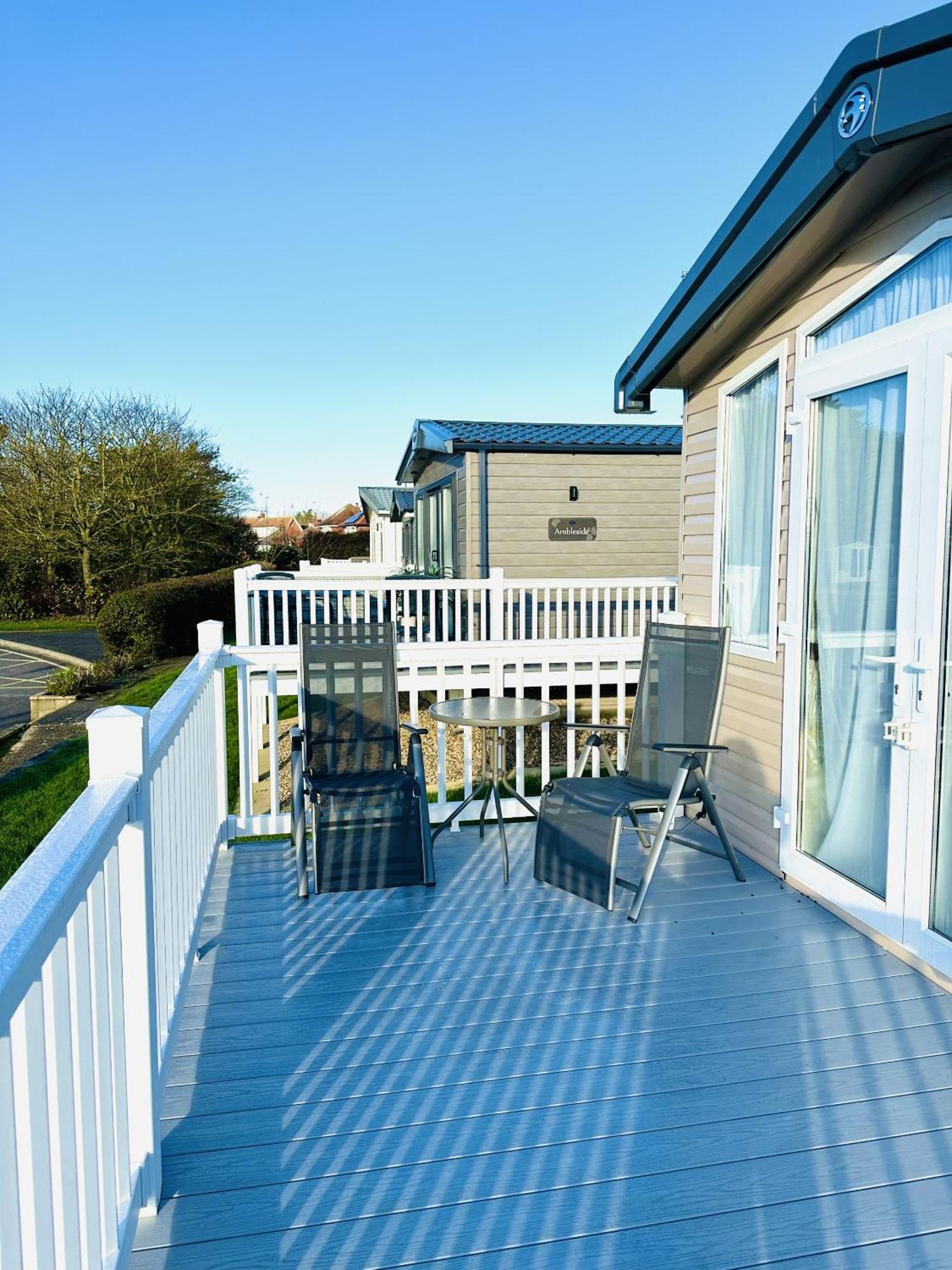 The Hideaway Villa Scarborough Exterior foto